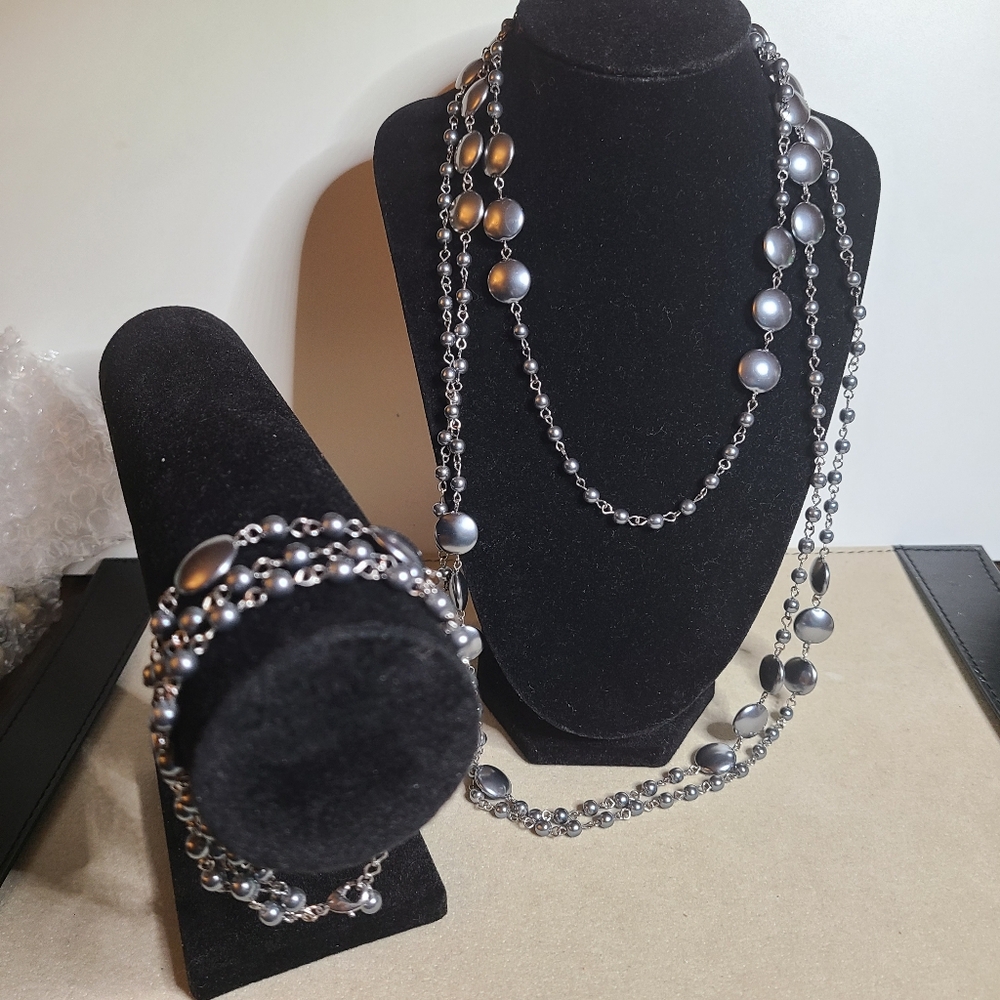 Beaded Necklace and Bracelet Set ☠️3 For $20 Item